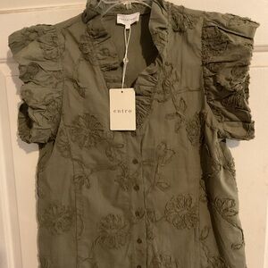 ENTRO WOMENS M.Olive Ruffled Button-Front Women's Top FLUTTER Sleeves NEW